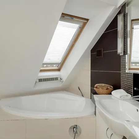 Jasny Dwupoziomowy Apartament We Wroclawiu By Noclegi Renters Eksteriør bilde