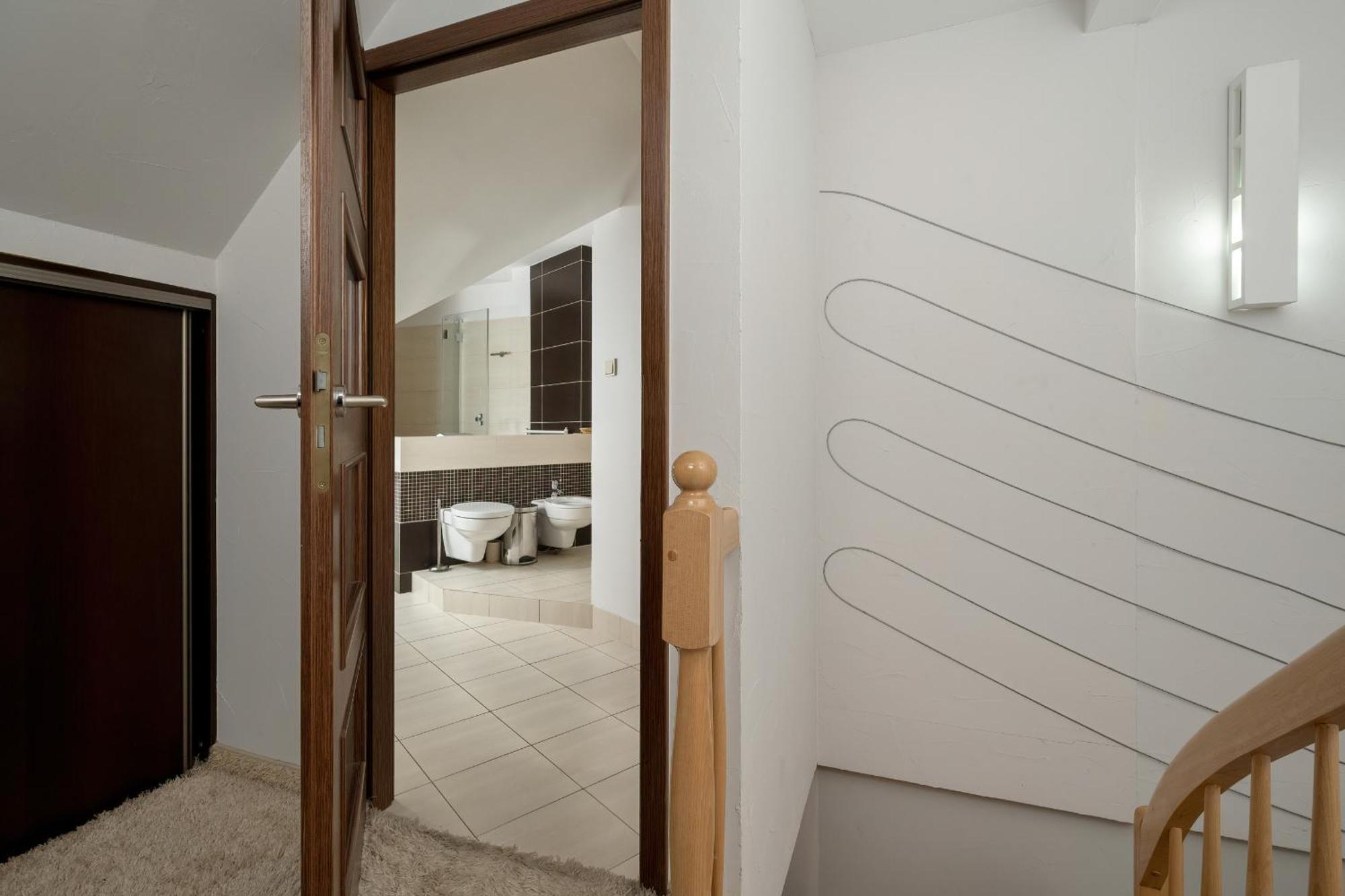 Apartament Jasny Dwupoziomowy We Wroclawiu By Renters *