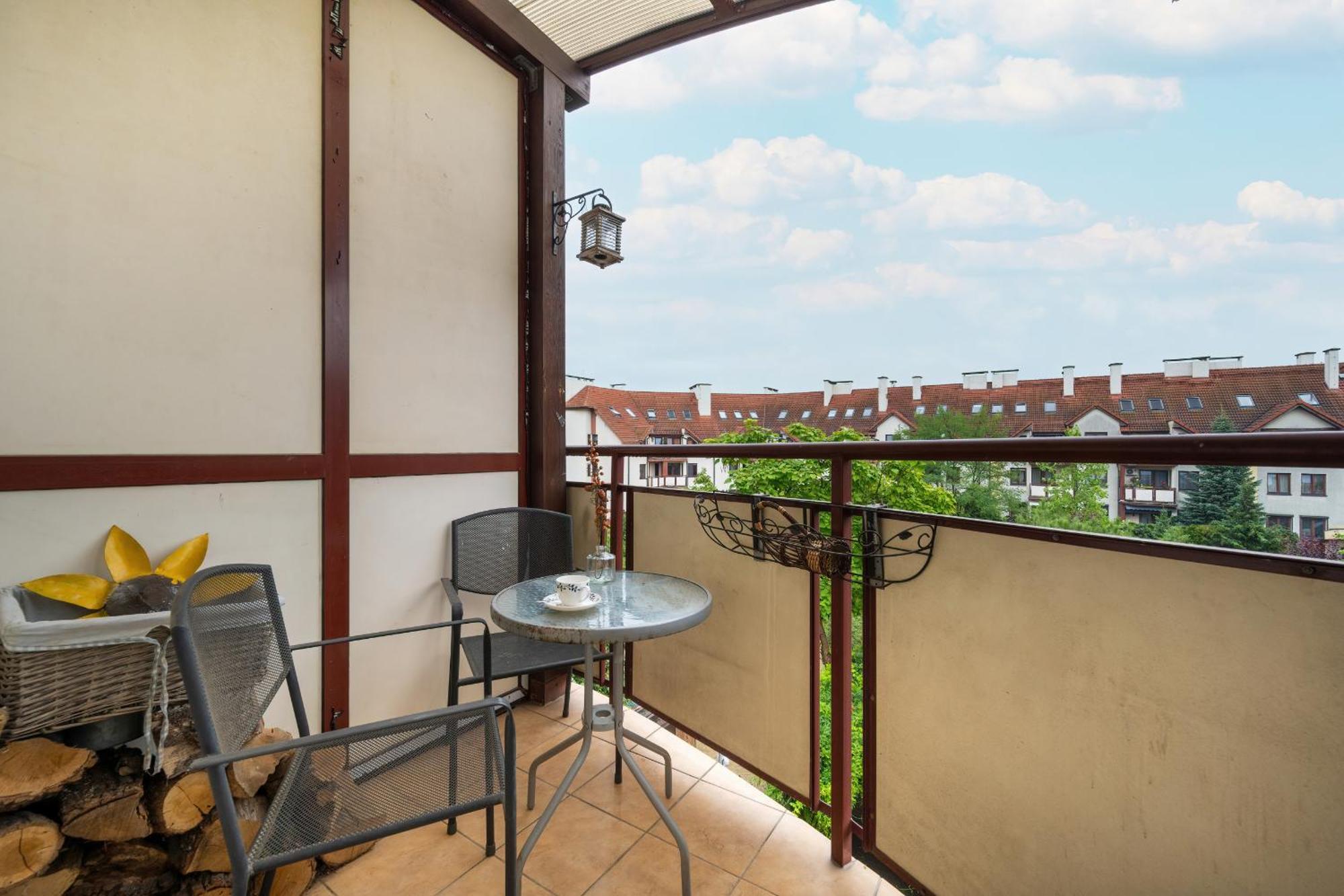 Jasny Dwupoziomowy We Wroclawiu By Renters Apartament